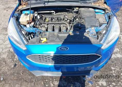 2016 Ford Focus Se z USA, uszkodzony, nr VIN 1FADP3F26GL210639